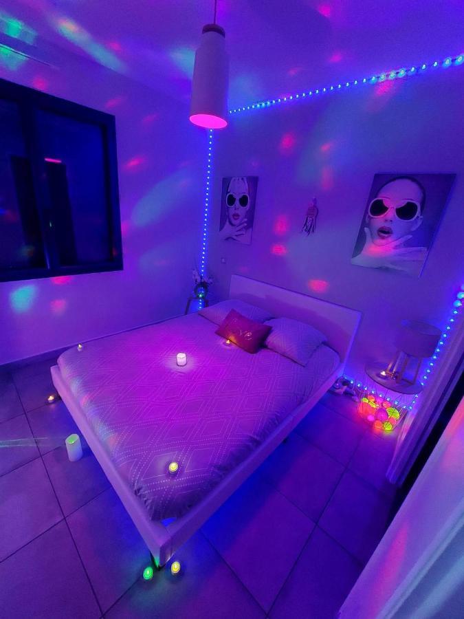 Un Sejour Romantique En Couple Avec Jacuzzi Prive Chromotherapie Jardin Maison Privee Ychoux Eksteriør bilde